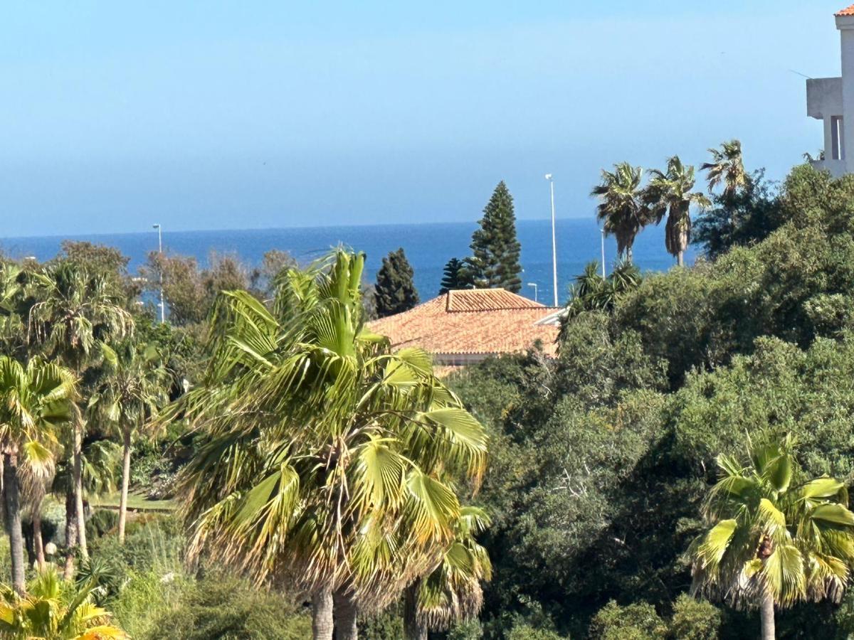 Luxurious 2 Bedroom 2 Bathroom Near Appartamento Málaga